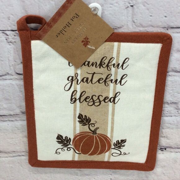Thankful Grateful Blessed 4 Pc Kitchen Set 2 Towels/1 Oven Mitt/1 Pot Holder NWT - Picture 4 of 9